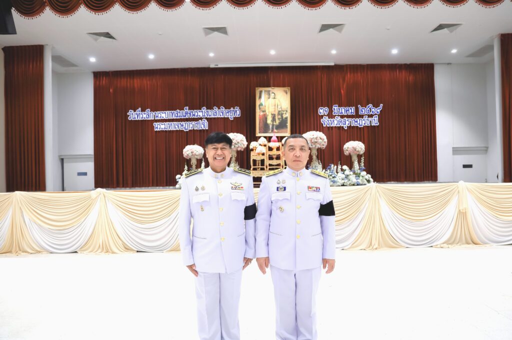 คณะมนุษยศาสตร์และสังคมศาสตร์ มหาวิทยาลัยราชภัฏสุราษฎร์ธานี ร่วมพิธีวันคล้ายวันพระราชสมภพ “พระบาทสมเด็จพระนั่งเกล้าเจ้าอยู่หัว” ประจำปี 2569