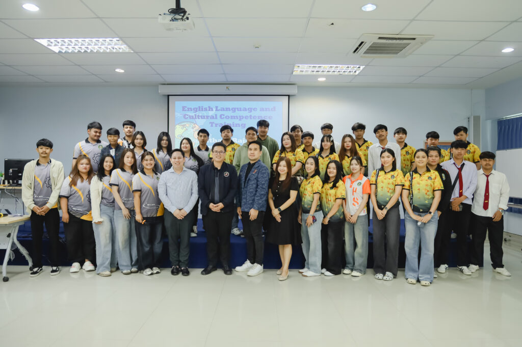 สาขาวิชานวัตกรรมสังคมเพื่อการพัฒนาที่ยั่งยืน คณะมนุษยศาสตร์และสังคมศาสตร์ มหาวิทยาลัยราชภัฏสุราษฎร์ธานี จัดโครงการพัฒนาศักยภาพทางด้านภาษาอังกฤษสำหรับนักศึกษาคณะมนุษยศาสตร์และสังคมศาสตร์